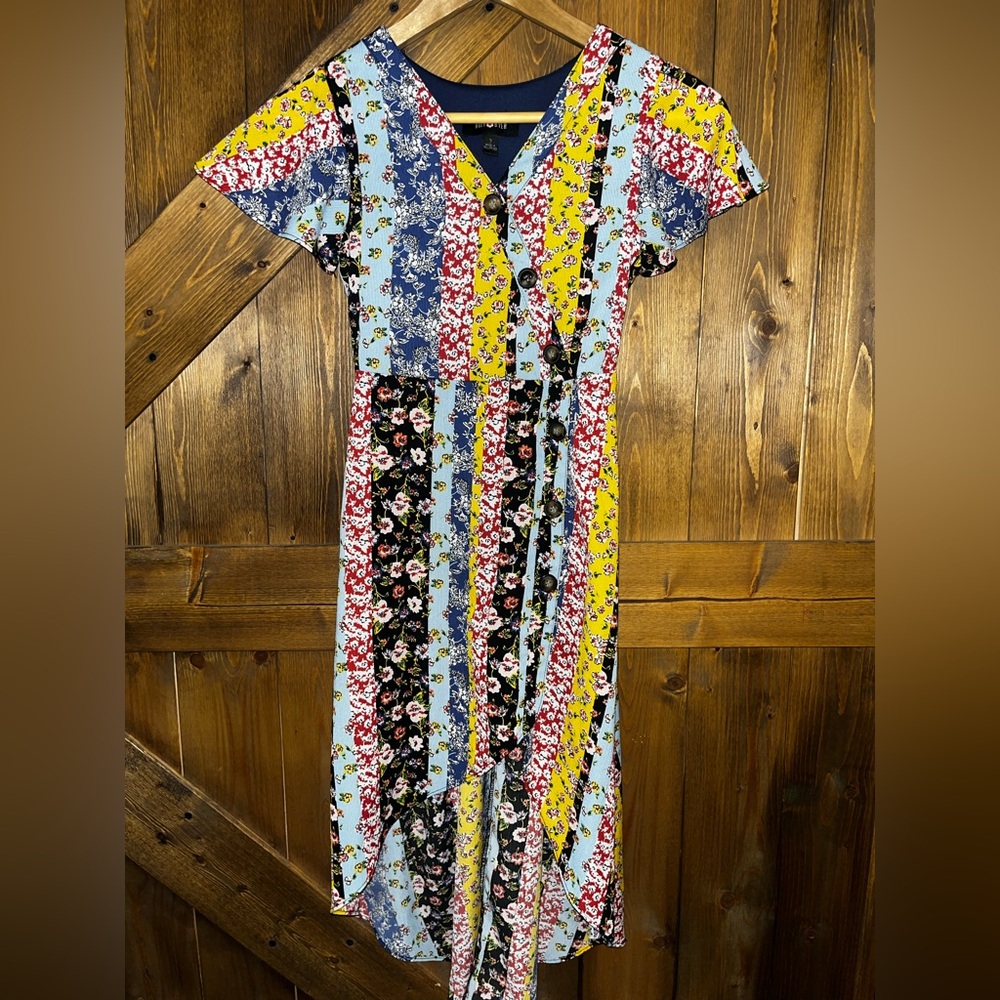 Amy Byer Girls Paisley Long Dress with Short Front and Back Tie strings size 7
